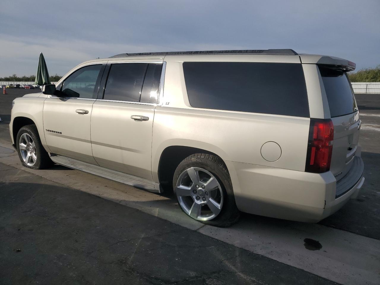 2015 CHEVROLET Suburban