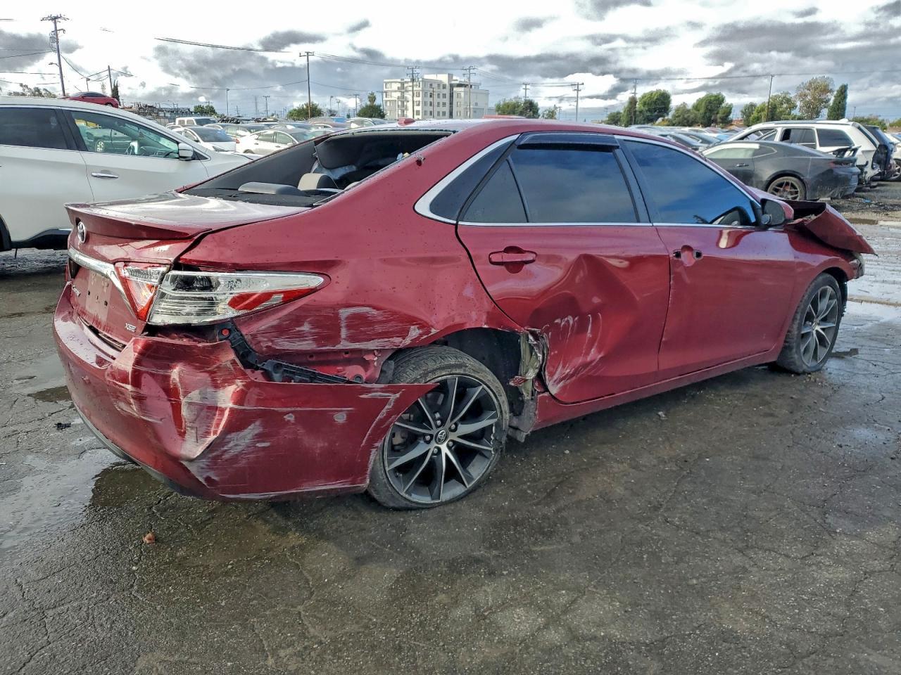 2015 TOYOTA CAMRY