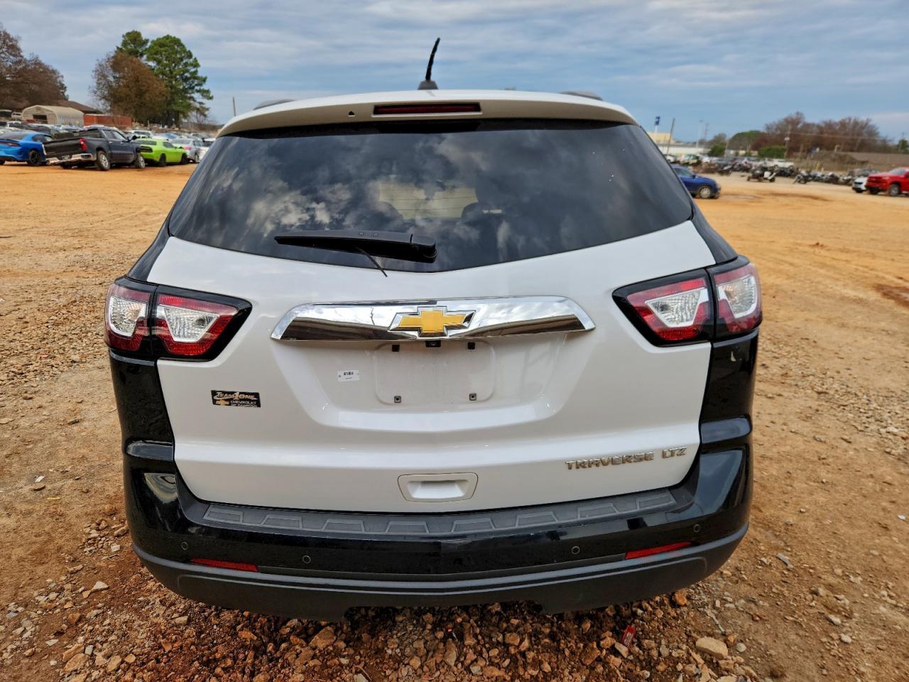 2016 CHEVROLET TRAVERSE