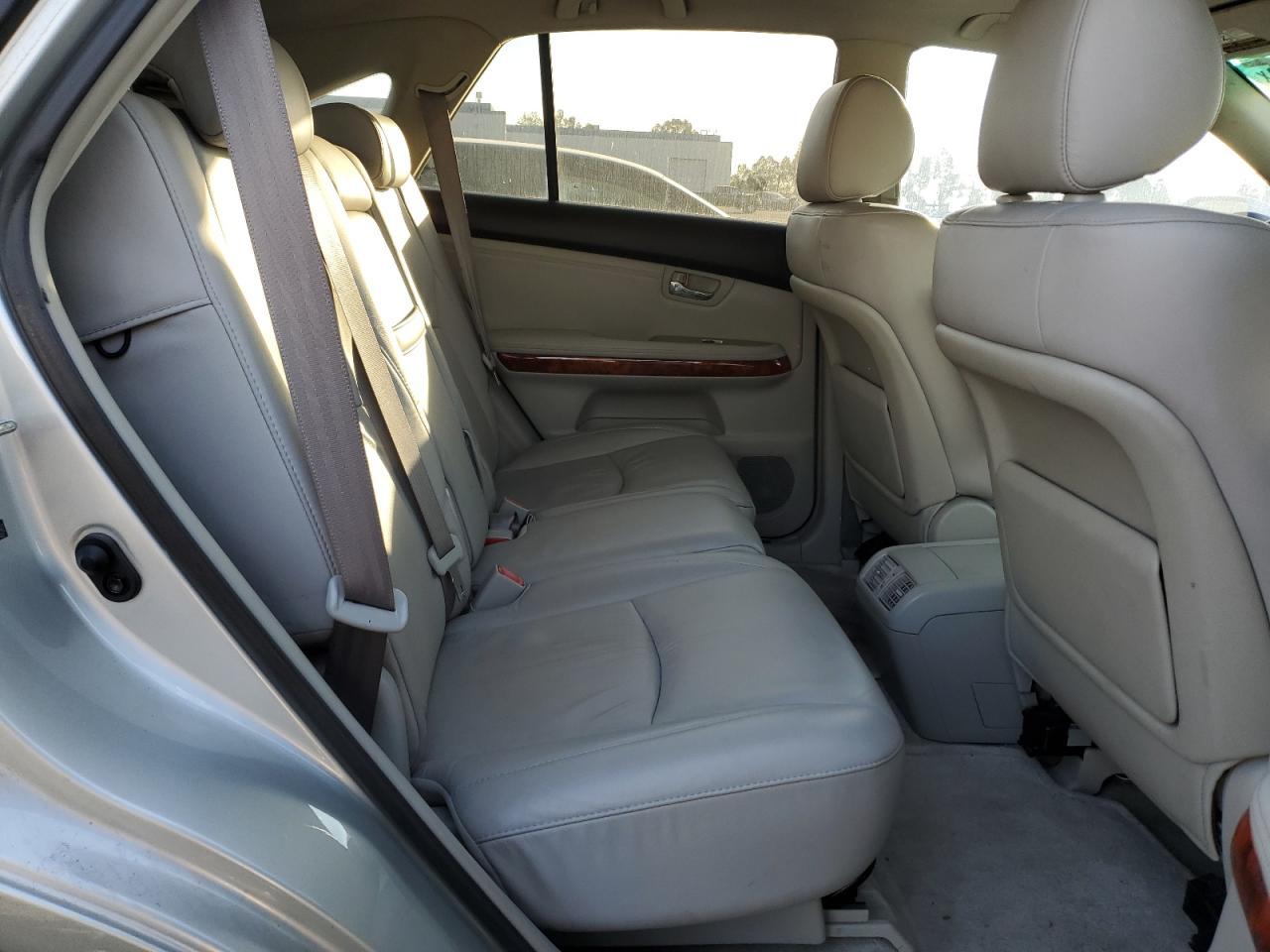 2005 LEXUS Rx 330