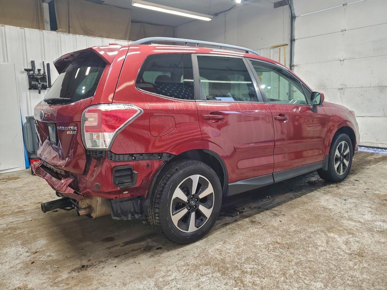 2018 SUBARU FORESTER