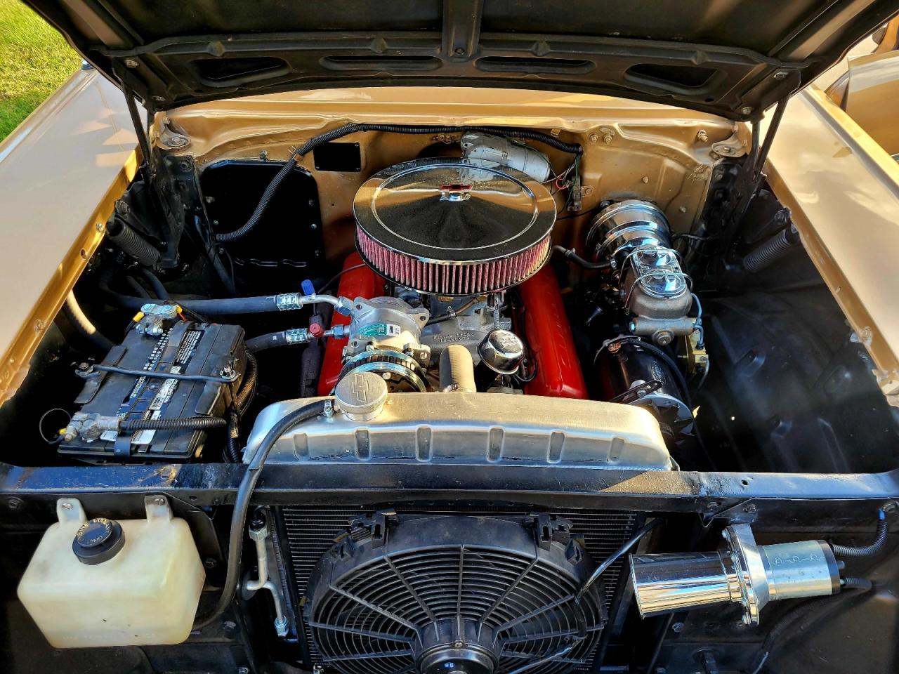 1957 CHEVROLET Nomad