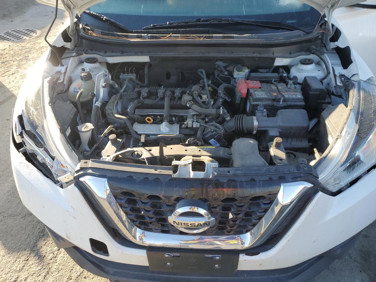 2020 NISSAN KICKS