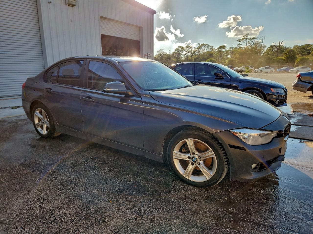 2014 BMW 3 SERIES