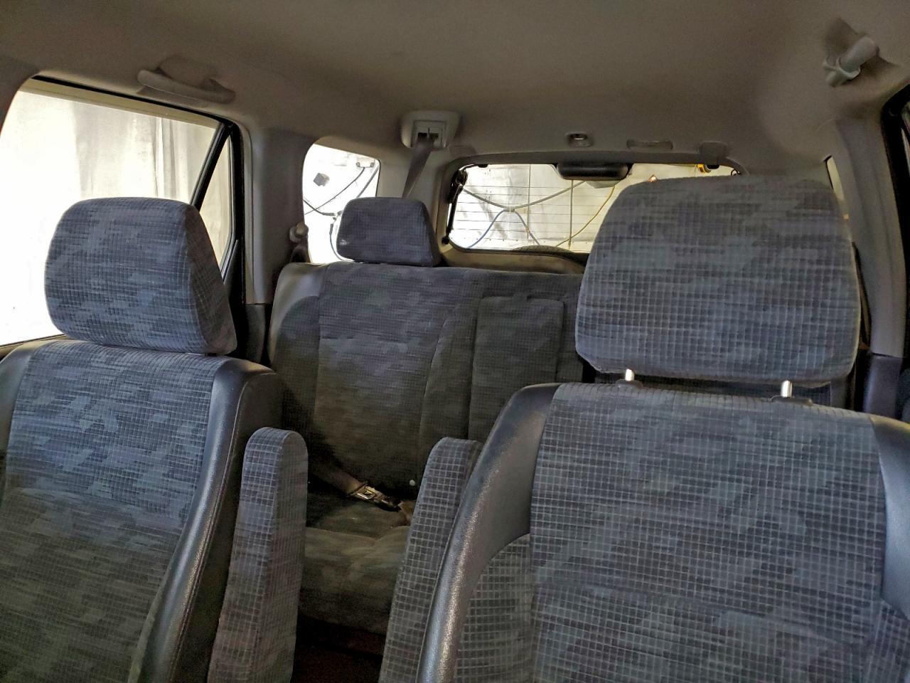 2004 HONDA CR-V