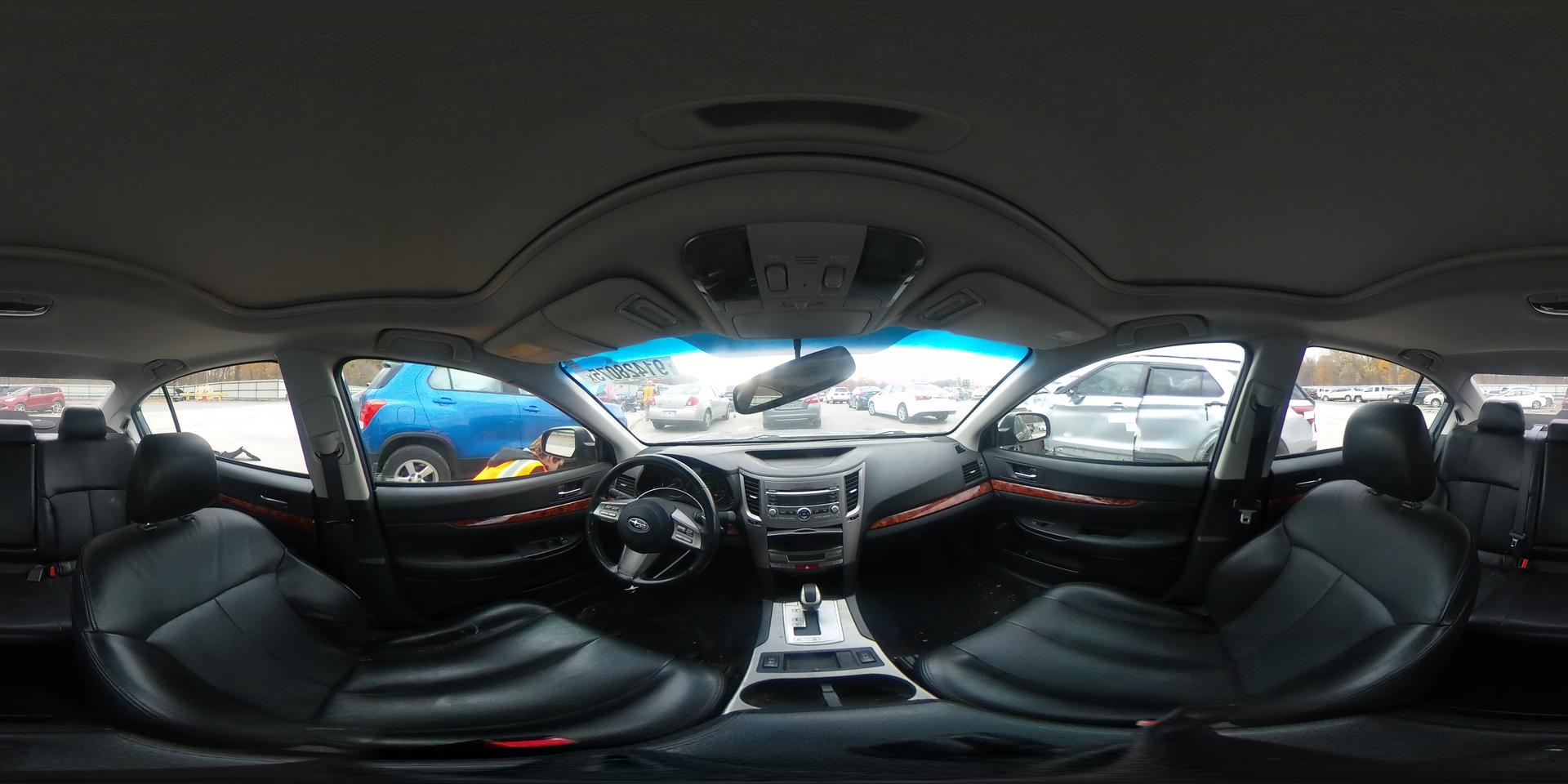 2010 SUBARU Legacy