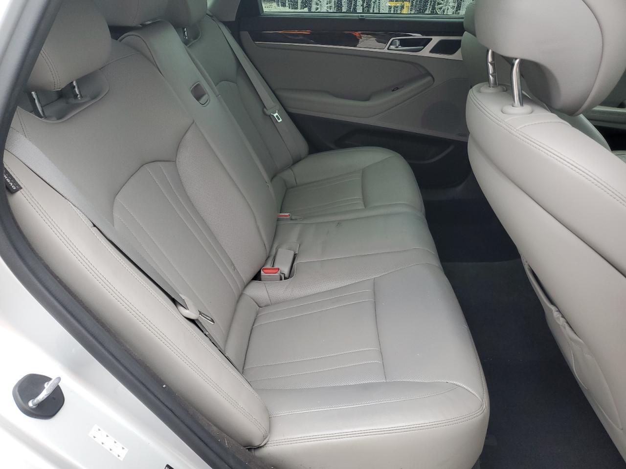 2017 GENESIS G80