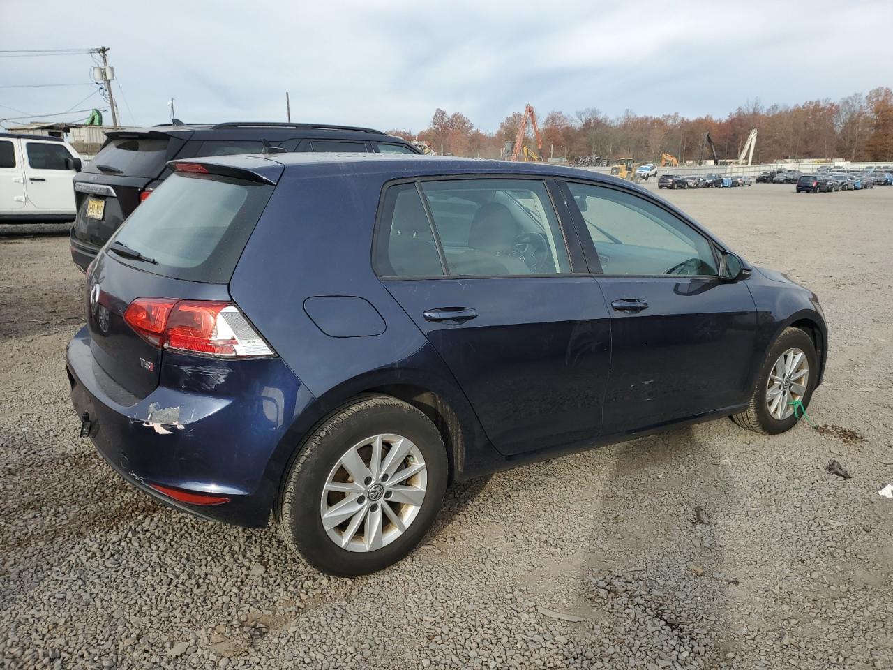 2016 VOLKSWAGEN GOLF