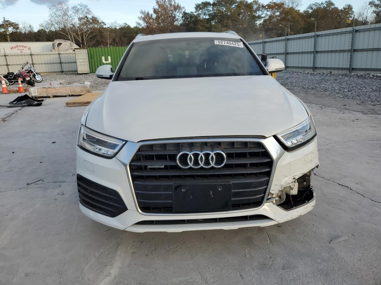 2017 AUDI Q3
