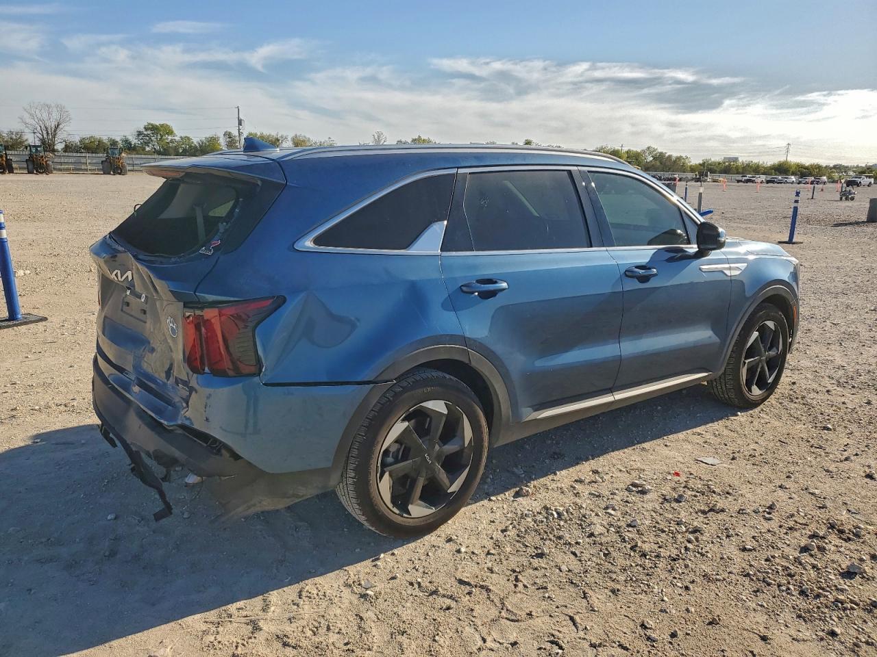 2025 KIA SORENTO