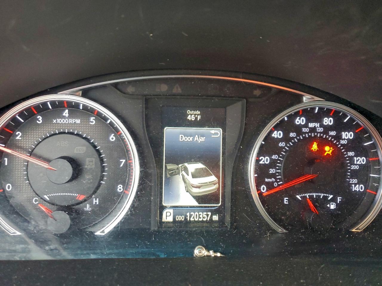 2016 TOYOTA CAMRY