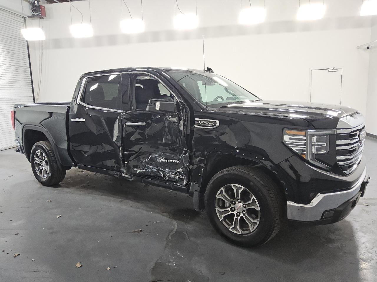 2025 GMC Sierra