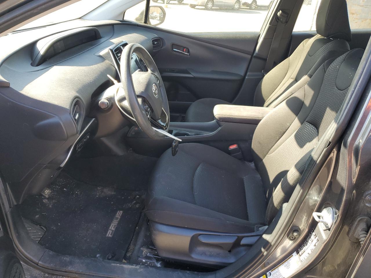 2019 TOYOTA PRIUS