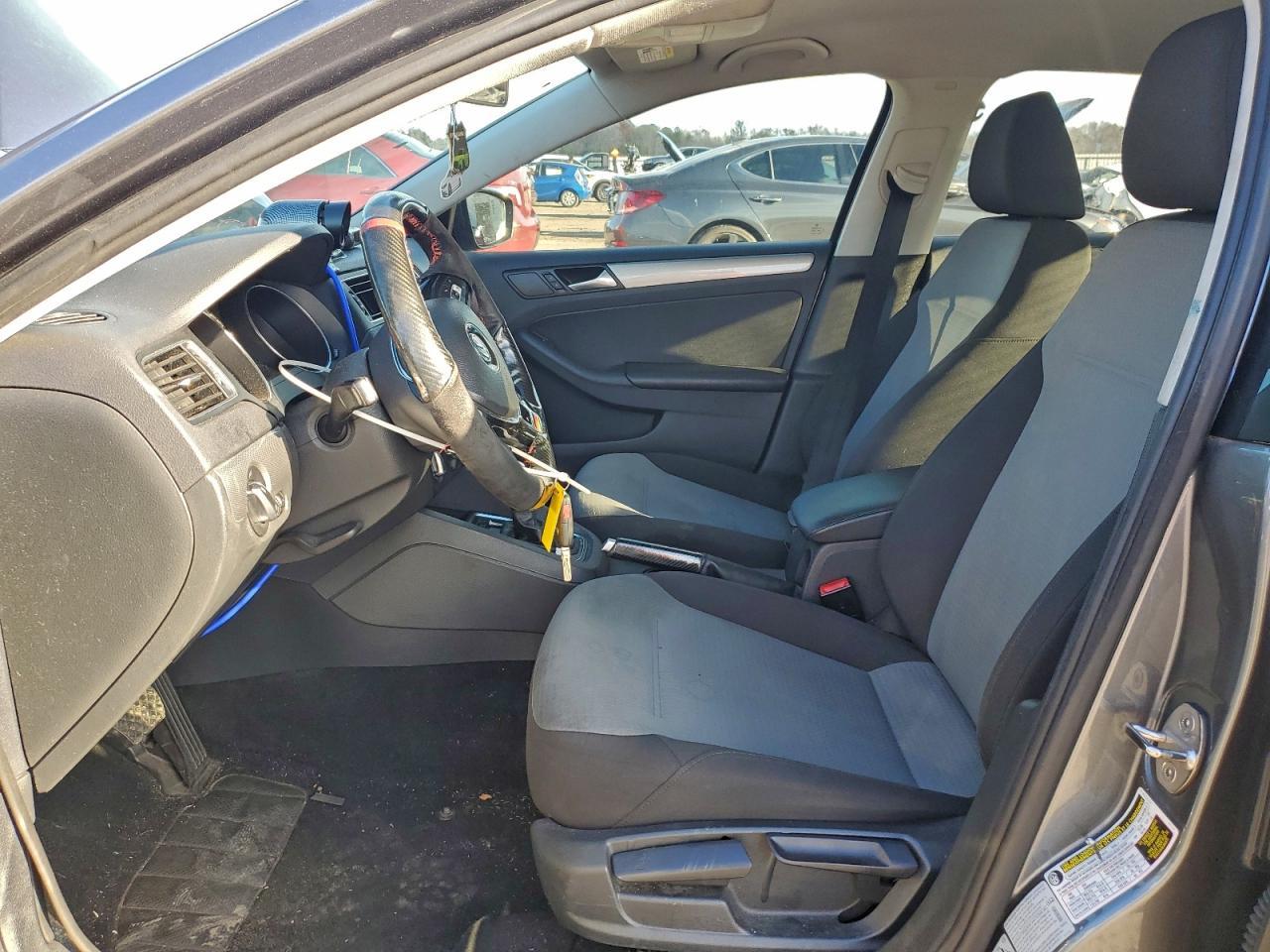 2017 VOLKSWAGEN JETTA
