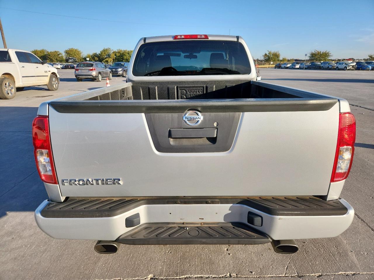 2017 NISSAN Frontier