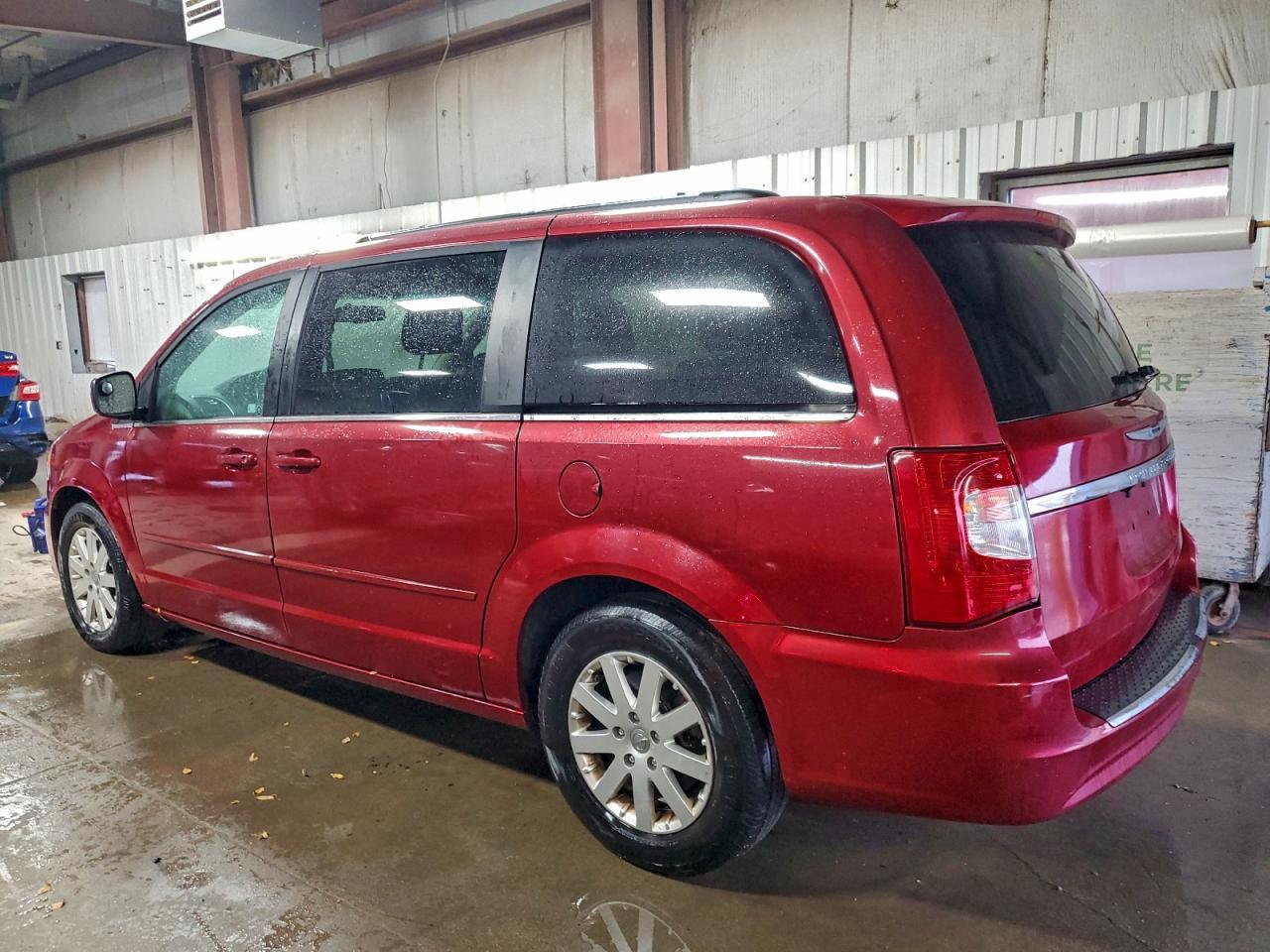 2016 CHRYSLER Town & Country