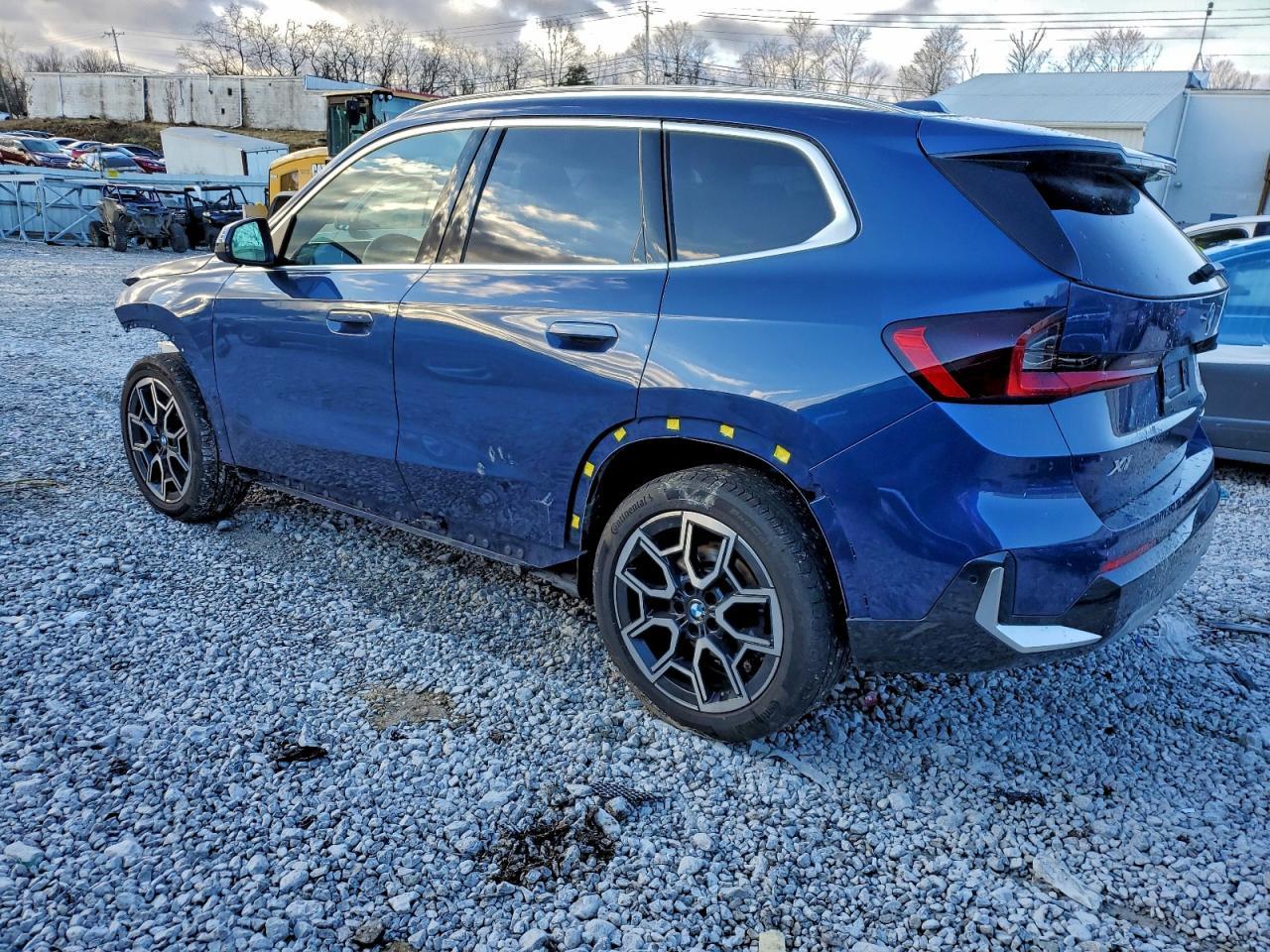 2025 BMW X1