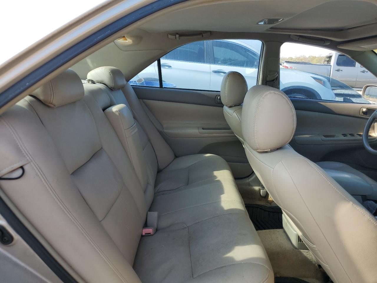 2002 TOYOTA CAMRY