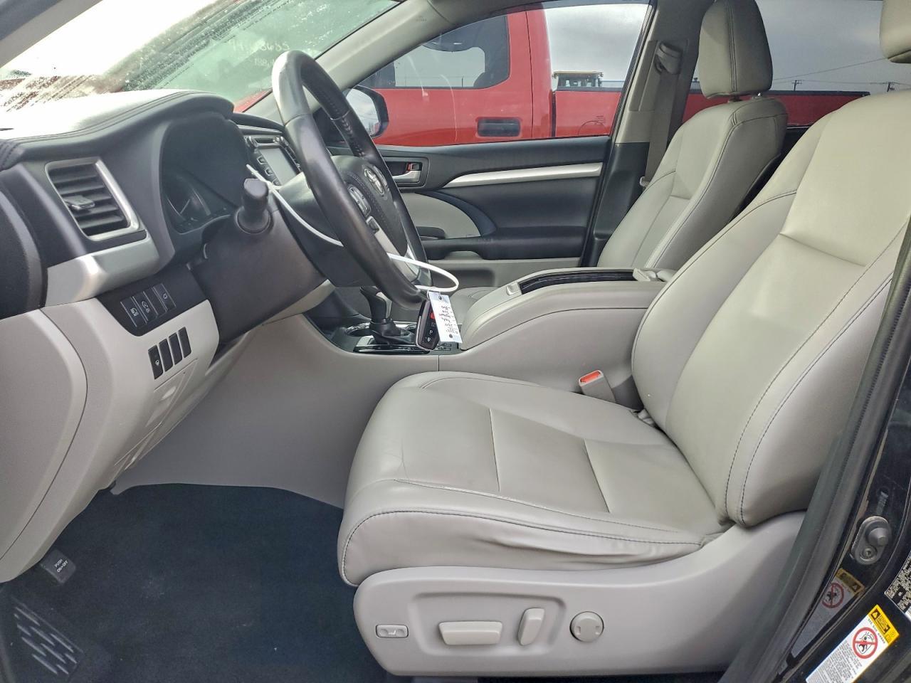 2019 TOYOTA HIGHLANDER