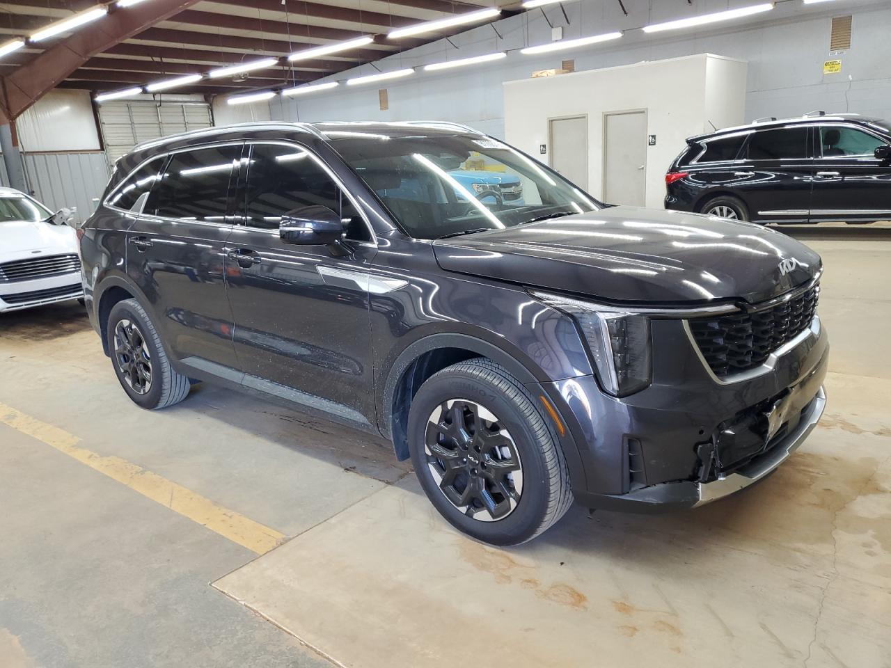 2025 KIA SORENTO