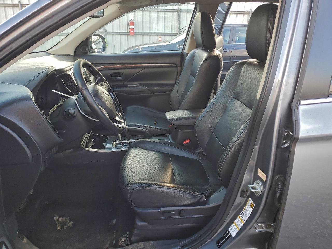 2017 MITSUBISHI outlander