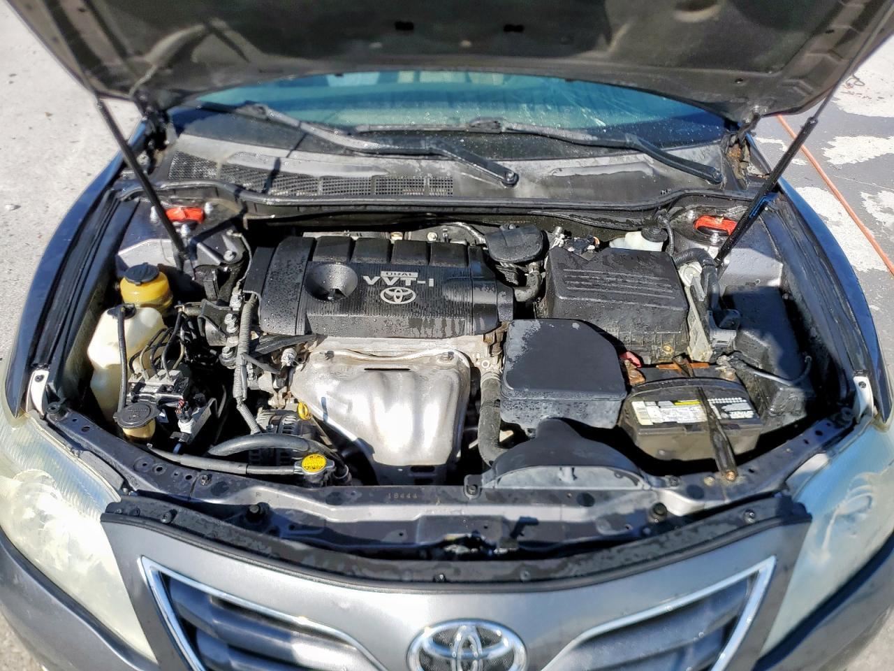 2010 TOYOTA CAMRY