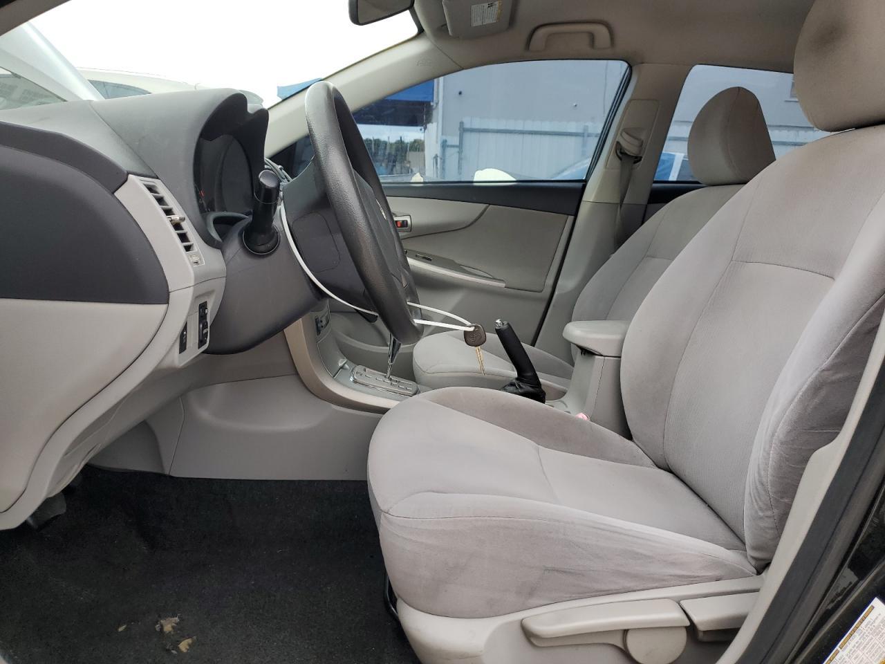 2011 TOYOTA COROLLA