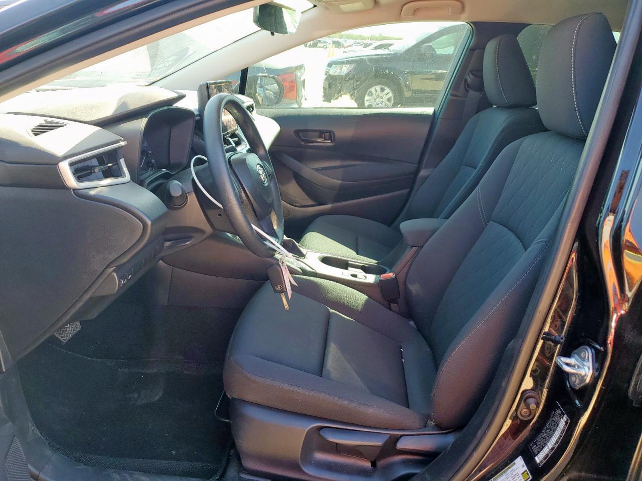 2025 TOYOTA COROLLA
