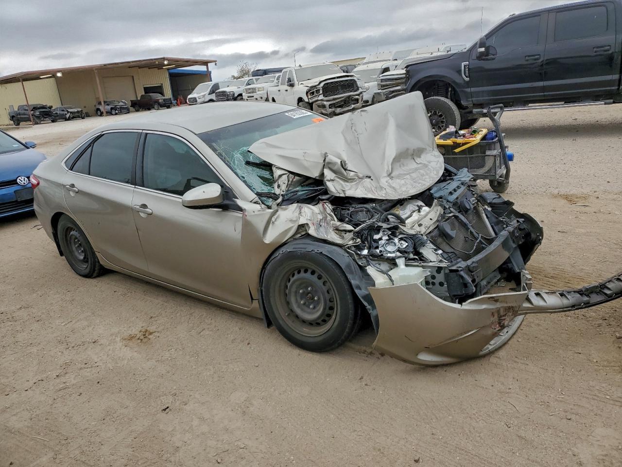 2015 TOYOTA CAMRY