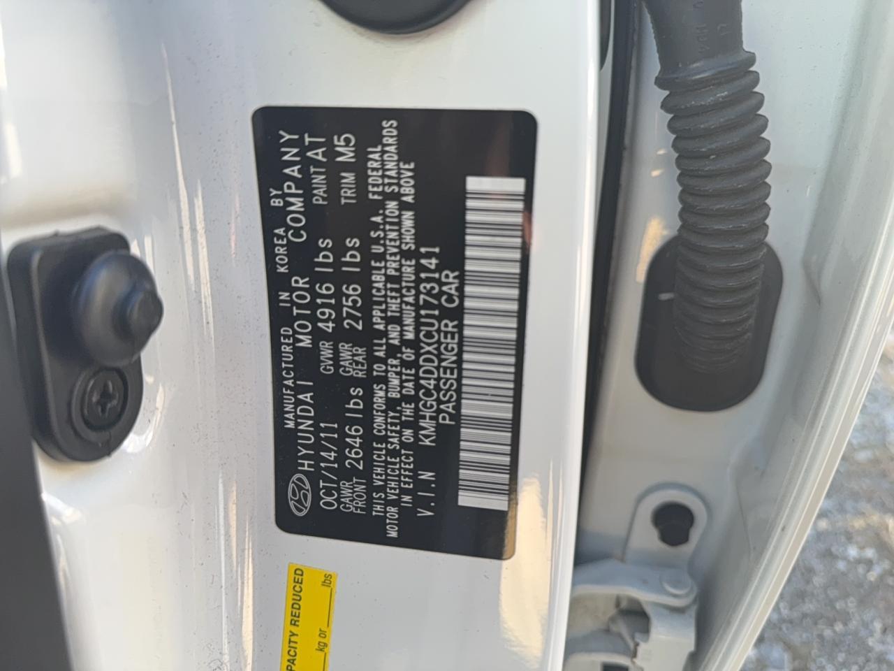 2012 HYUNDAI GENESIS