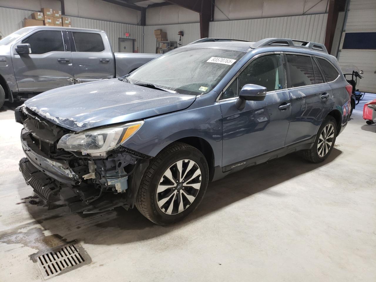 2015 SUBARU Outback