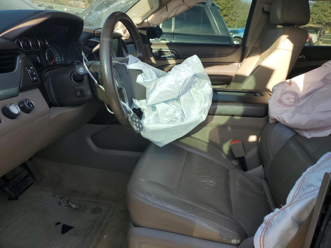2015 CHEVROLET Tahoe