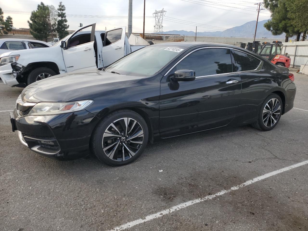 2017 HONDA ACCORD