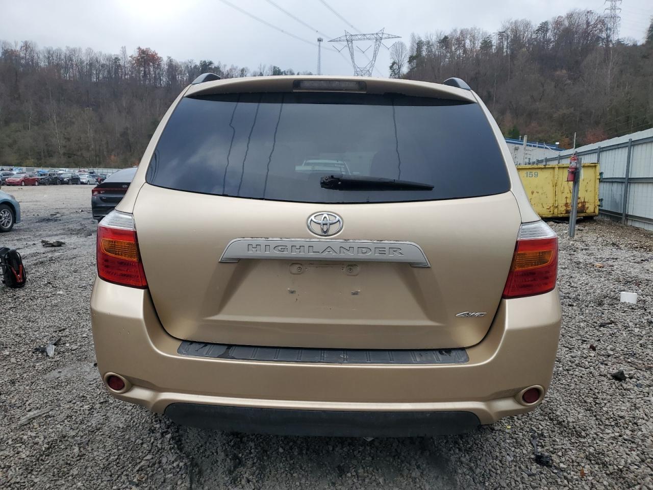 2010 TOYOTA HIGHLANDER