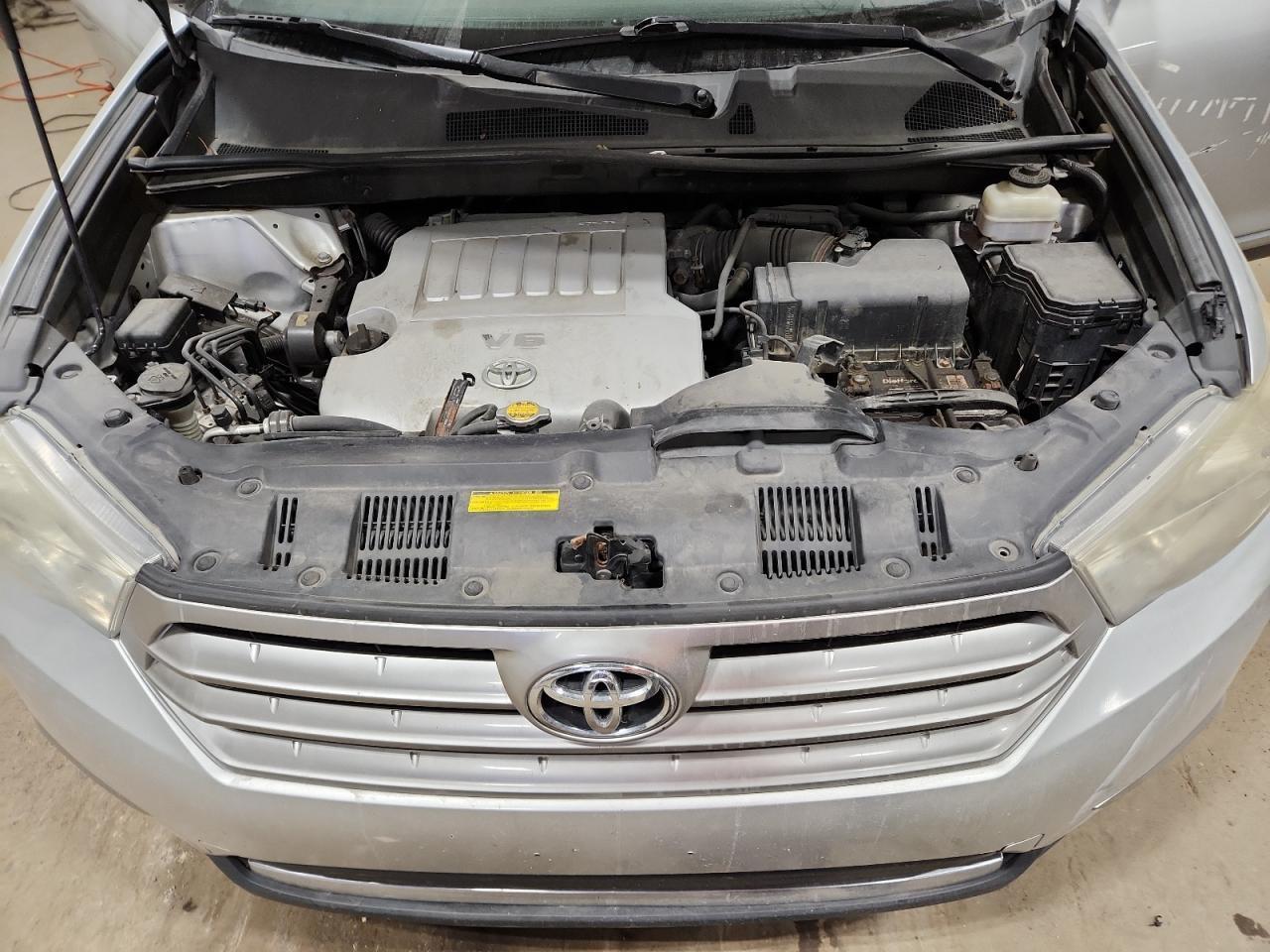 2013 TOYOTA HIGHLANDER