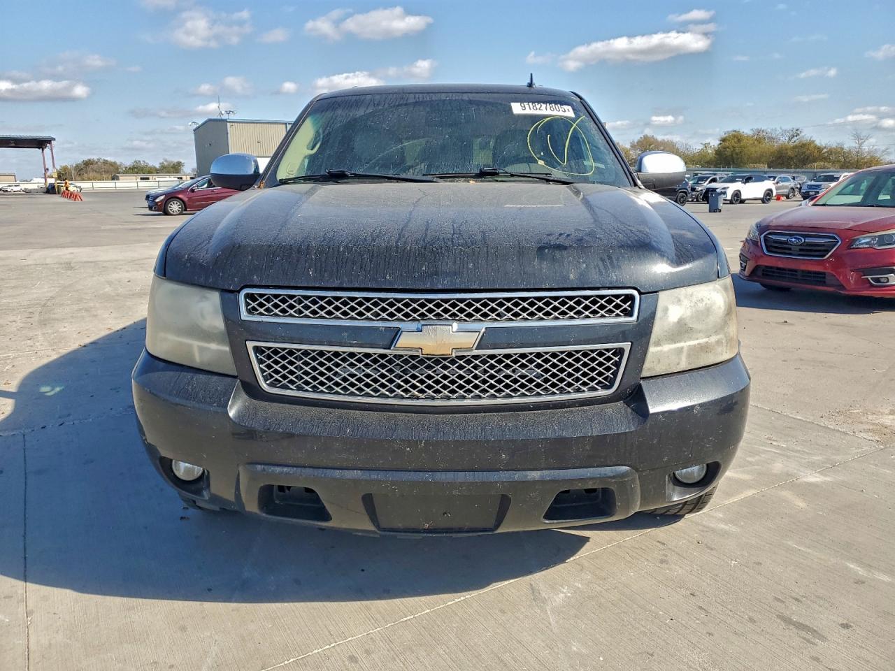 2011 CHEVROLET Suburban