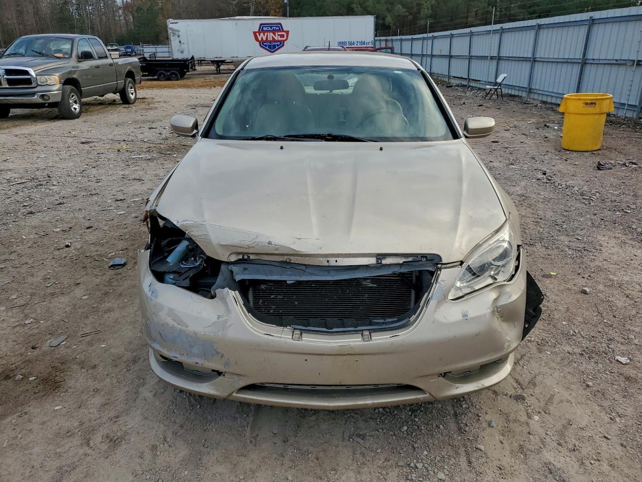 2014 CHRYSLER 200