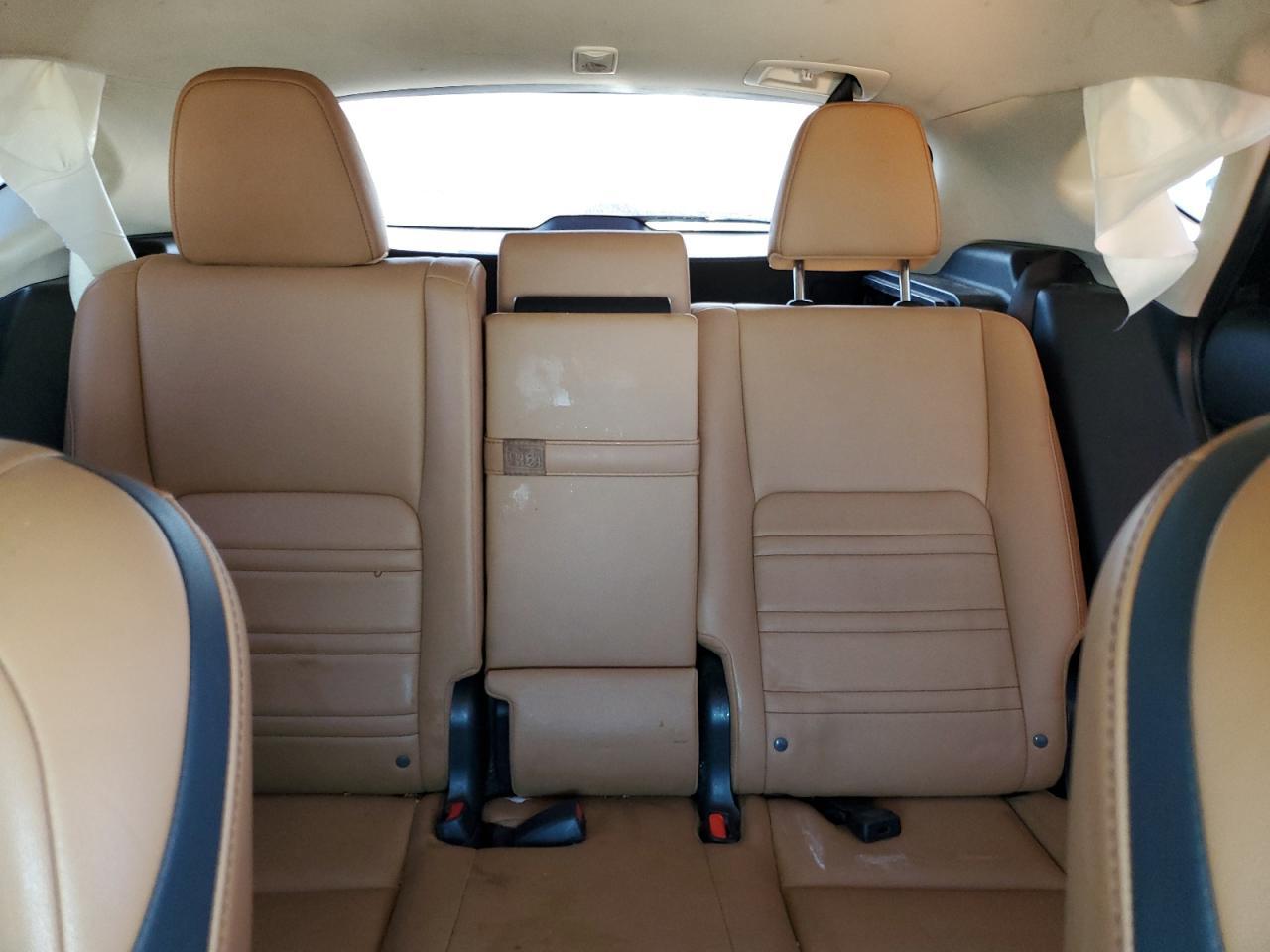 2016 LEXUS NX 200T