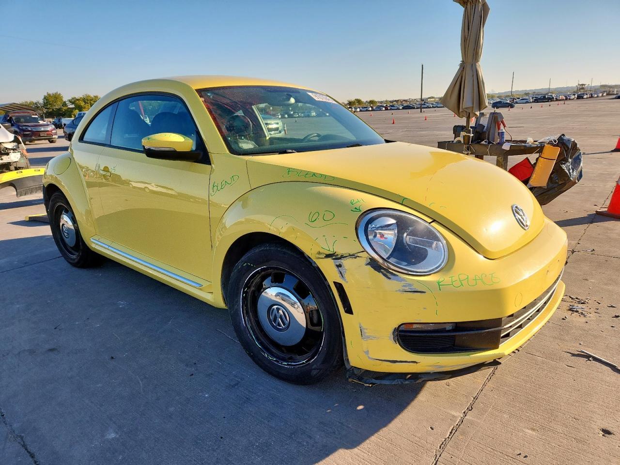 2014 VOLKSWAGEN Beetle