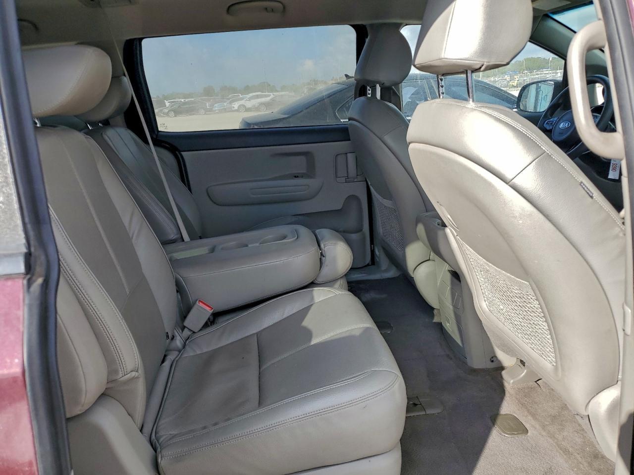 2017 KIA SEDONA