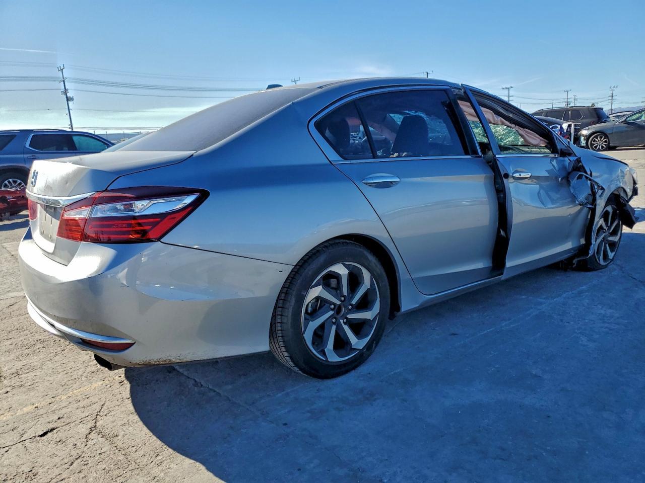 2017 HONDA ACCORD
