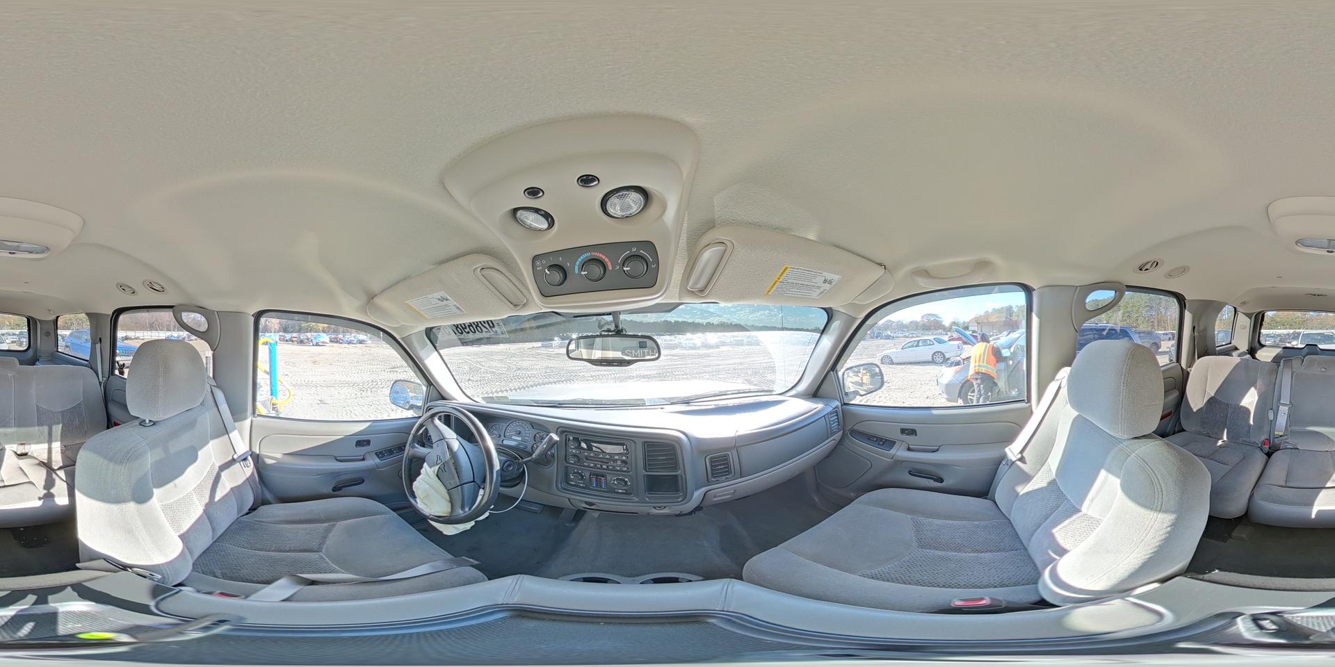 2004 CHEVROLET Tahoe