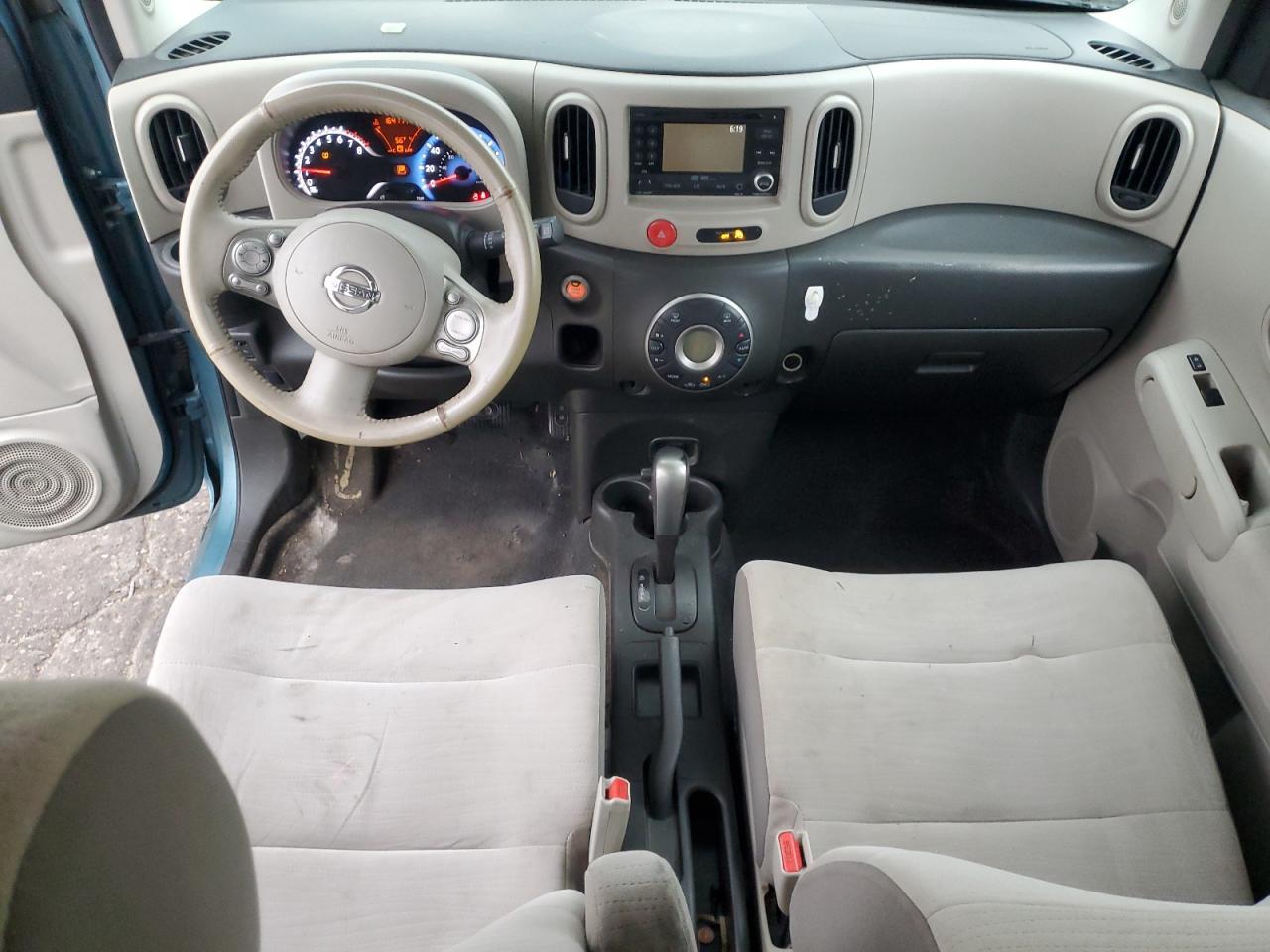 2010 NISSAN CUBE