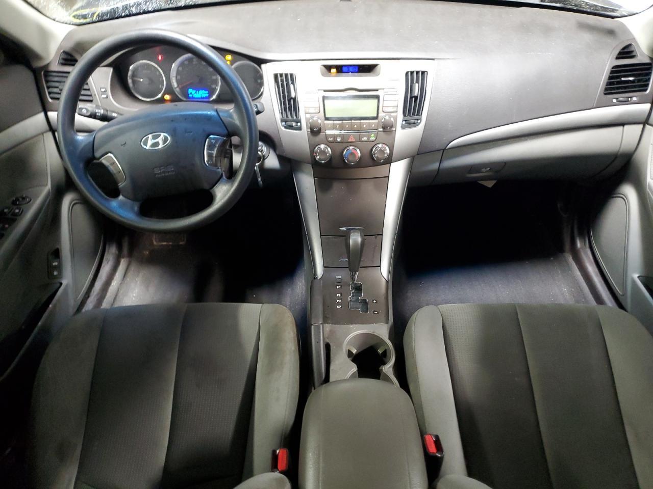2010 HYUNDAI SONATA