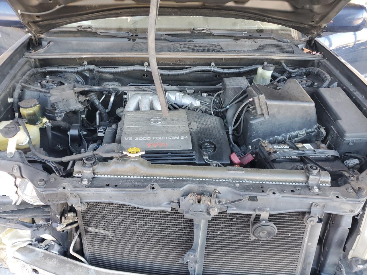 2001 TOYOTA HIGHLANDER