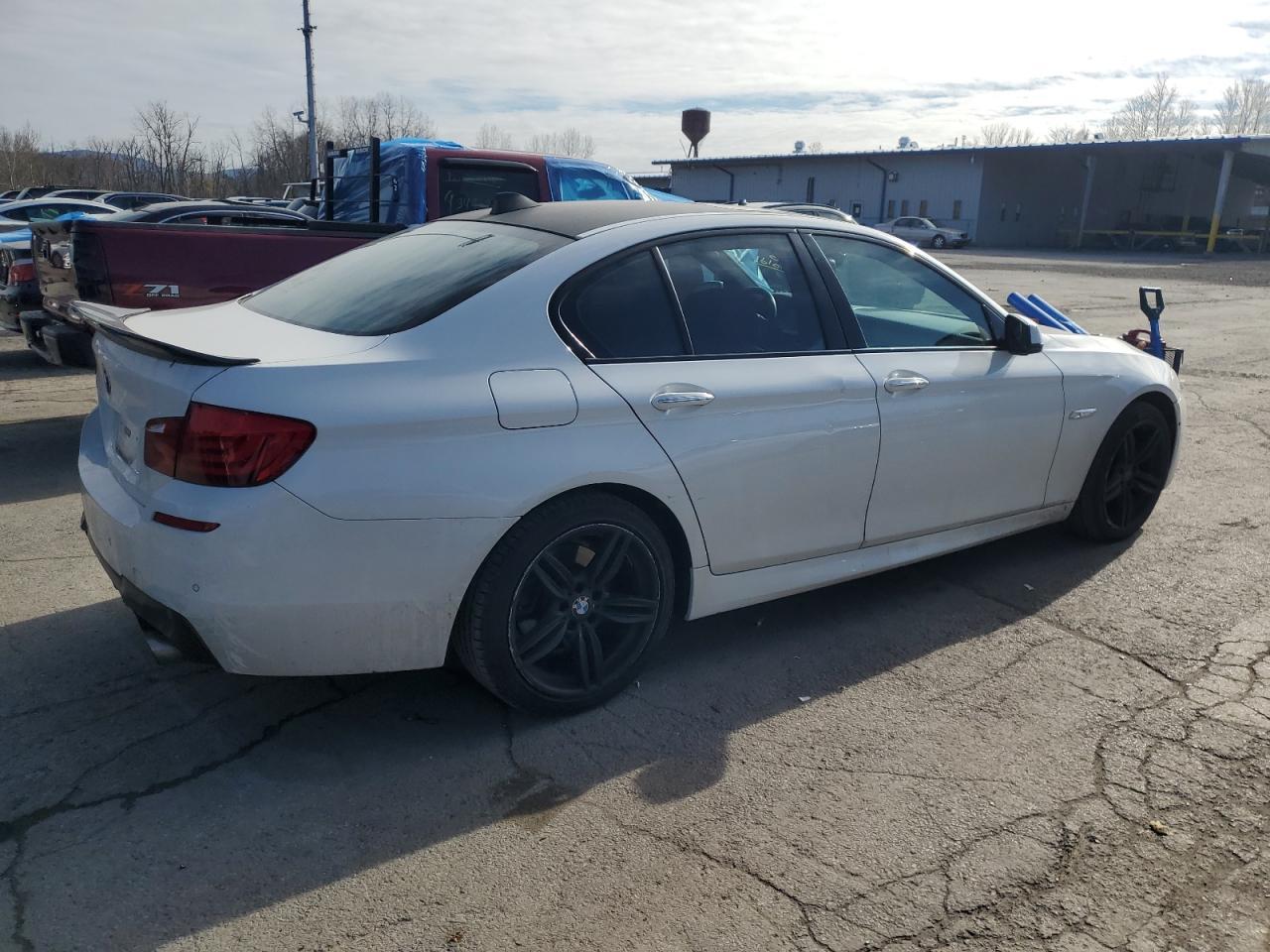 2013 BMW 5 series