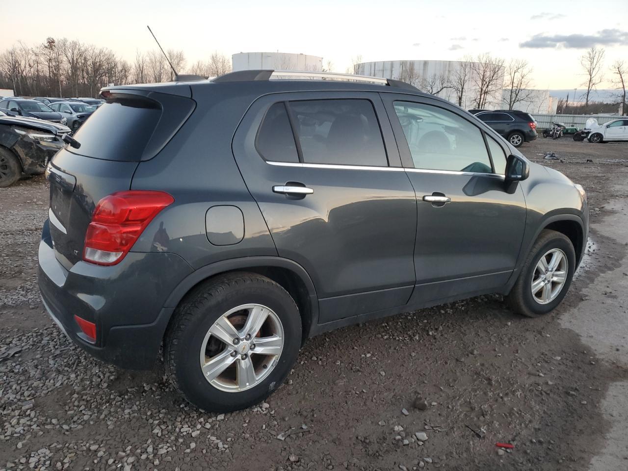 2017 CHEVROLET TRAX