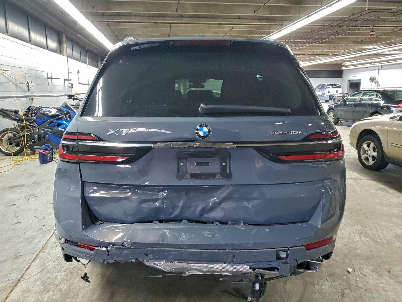2024 BMW X7