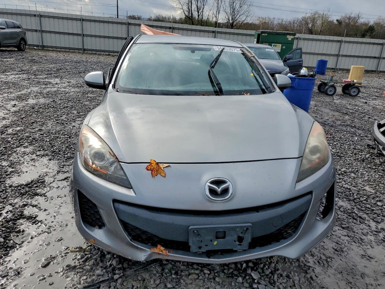 2013 MAZDA 3