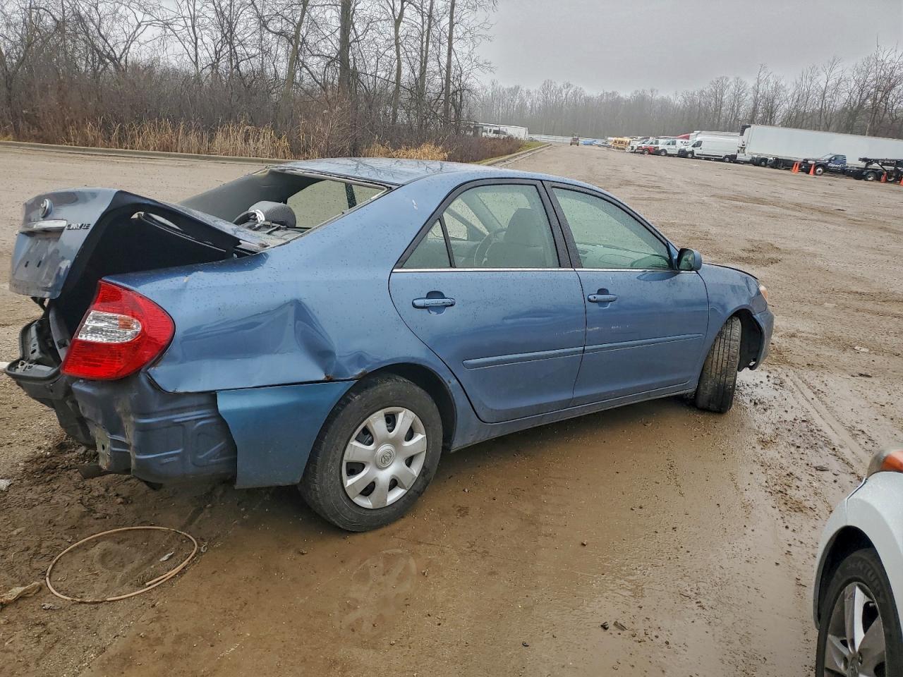 2004 TOYOTA CAMRY